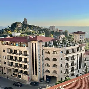 Panorama View On The Castle And The Old Town Hotel